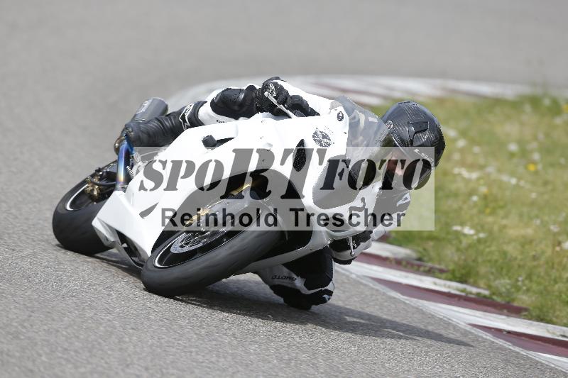 /10 20.04.2026  Pluess Moto Sport ADR/Freies Fahren/2